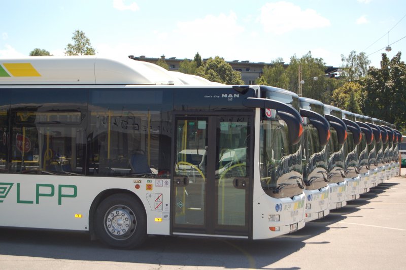 10 novih avtobusov LPP na zemeljski plin oziroma metan (Foto: Branko Iljaš)